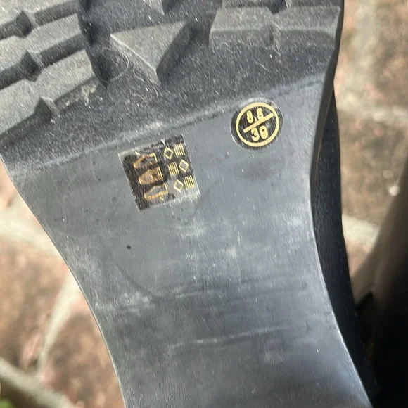 Chinese laundry Black Leather booties Size 8.5 - Picture 8 of 9